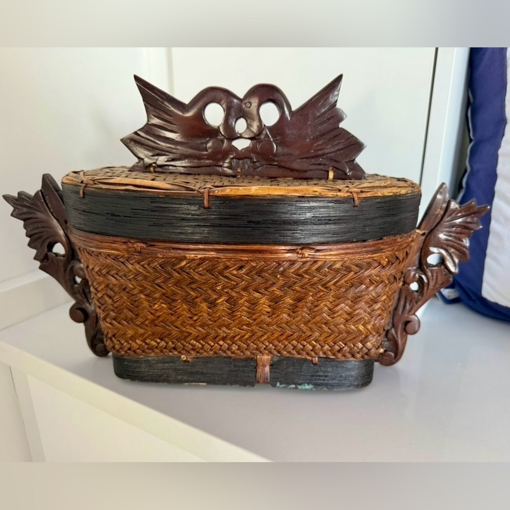 Vintage Hand Woven Rattan Wicker Carved Wood Swan Marriage Basket